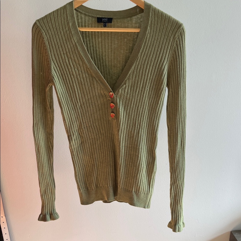 Ribbed Green Cardigan with Gold Buttons
